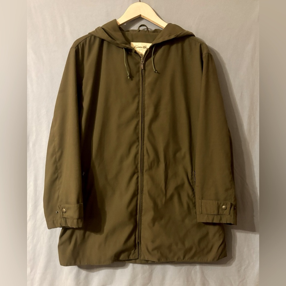 Women’s Eddie Bauer Dark Green Parka Size Medium